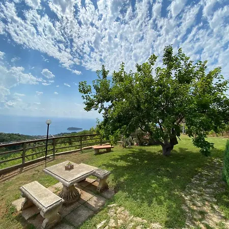 La Sirenetta Bed & Breakfast *