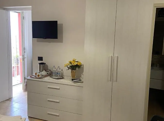 Alojamento de Acomodação e Pequeno-almoço La Sirenetta *